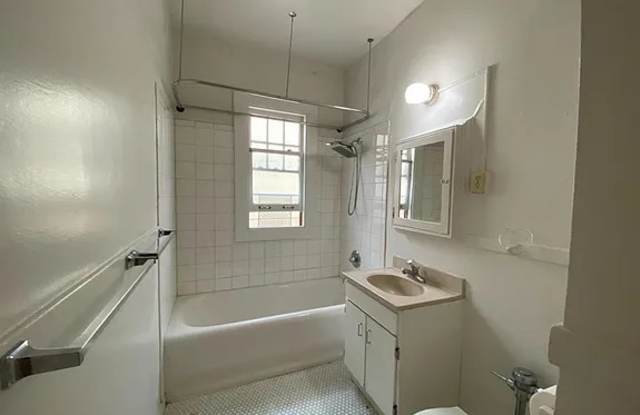 2590 Sacramento St Apt 201 Gallery 4