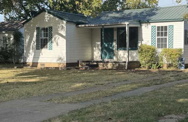 219 S Hereford Ave photos photos