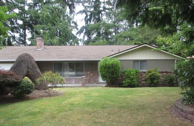 Beautiful 3 Bed 2 Bath home in South Hill Puyallup Gallery 1
