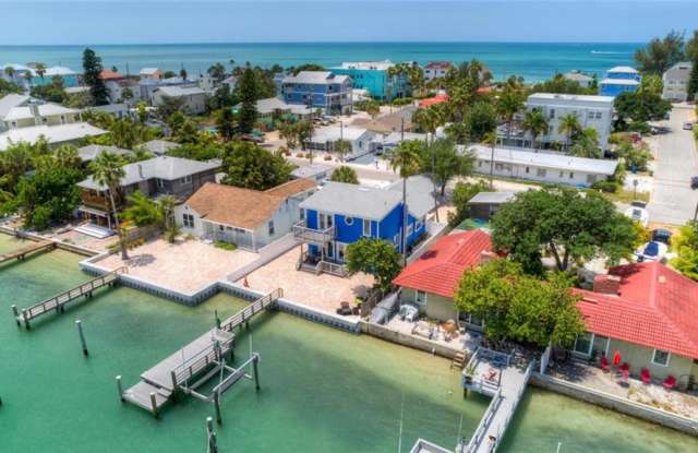 8135 BAYSHORE DRIVE Gallery 2