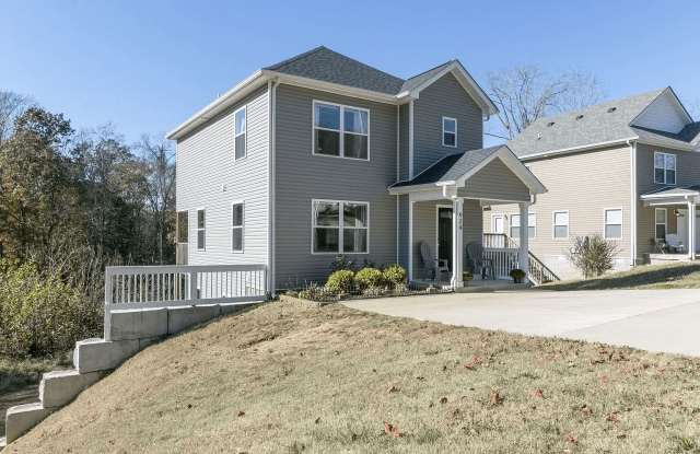 924 East Happy Hollow Drive Gallery 2