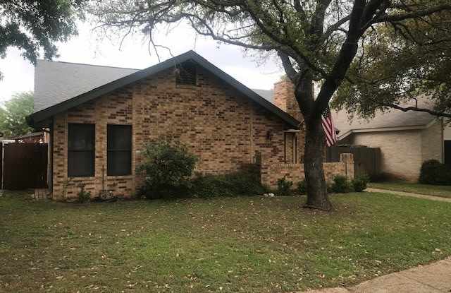Beautiful home in Blanco Woods w/community pool! photos photos