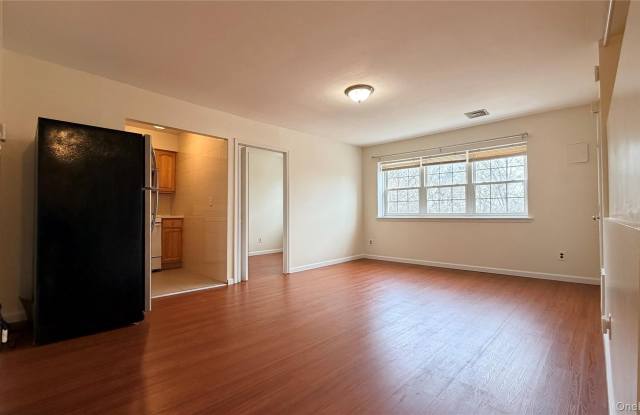 6302 Grand Central Parkway photos photos 6302 Grand Central Parkway photos photos