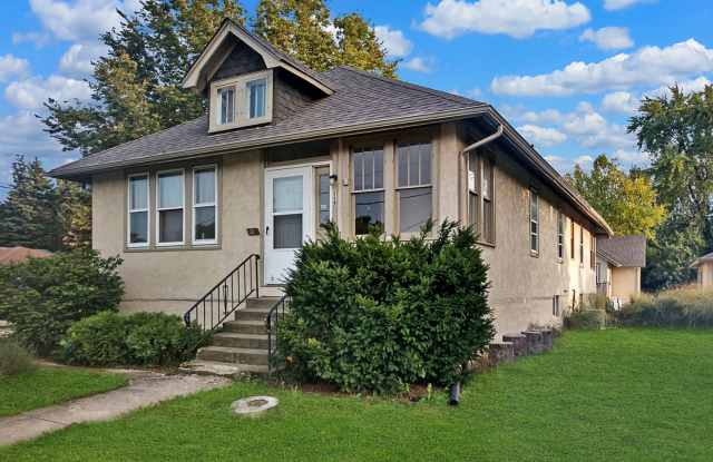 117 W Naperville Road - 117 West Naperville Road, Westmont, IL 60559