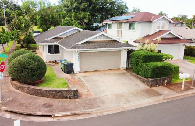 Waikele Home With a View! - 94-800 Molale Place, Waikele, HI 96797
