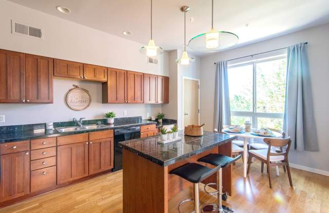 2B/2B Luxury Louisville Condo with Mountain Views- ALL UTILITIES INCLUDED! photos photos