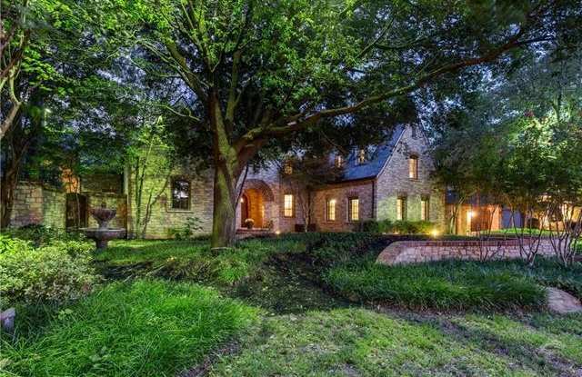4502 Shadywood Lane Gallery 3