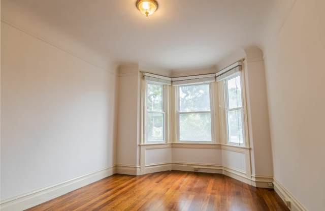 1871 Lombard Street Gallery 4
