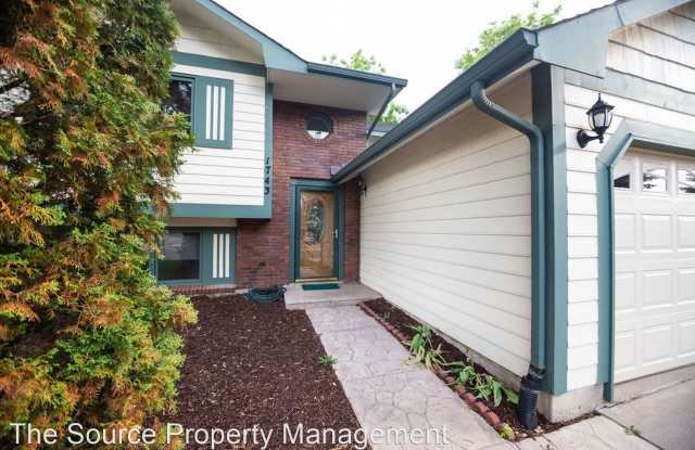 1743 Barnwood Drive Gallery 4