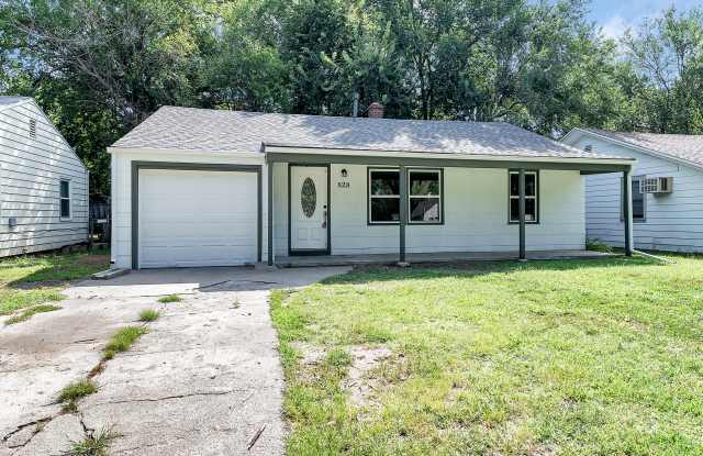 828 South Pershing Street - 828 South Pershing Street, Wichita, KS 67218