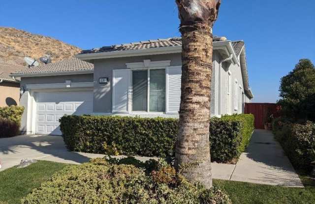 176 Lehman Way photos photos