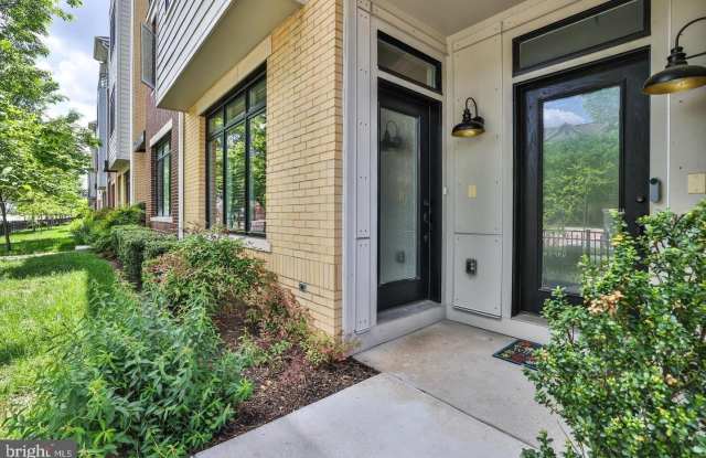 1102 RIBBON LIMESTONE Terrace SE photos photos
