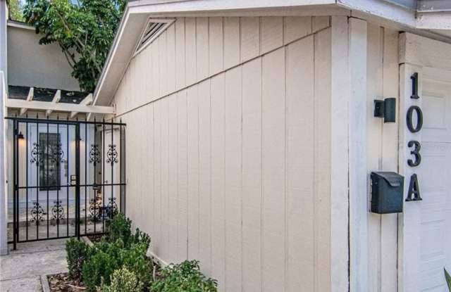 103 E DAVIS BOULEVARD - 103 East Davis Boulevard, Tampa, FL 33606