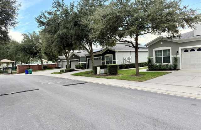 338 CANYON STONE Circle Gallery 3
