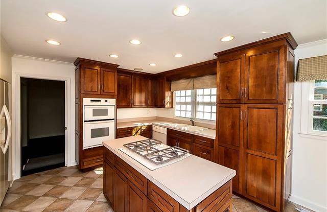 5708 Maylin Lane Gallery 3