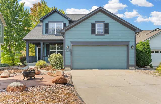 Beautifully Updated 4 Bedroom House Available in Longmont--Great Neighborhood! Gallery 1