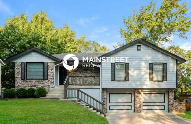 408 Southeast Brownfield Drive photos photos