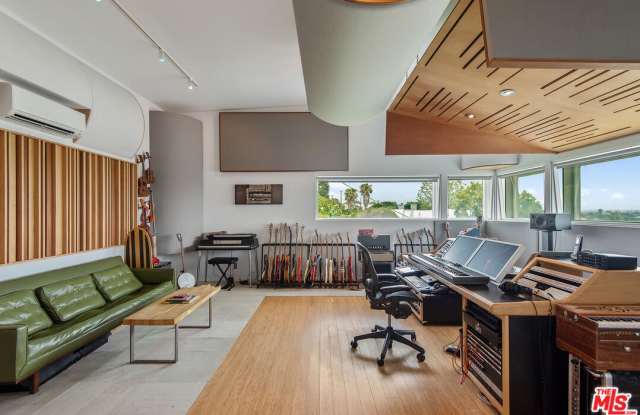 13001 Rose Ave - 13001 Rose Avenue, Los Angeles, CA 90066