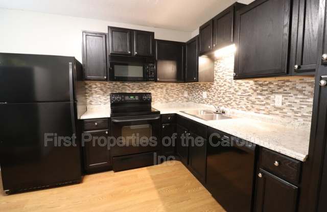 1472 Riverwood Court Gallery 2