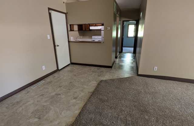2921 SW Atwood Avenue -Unit# 1 Gallery 2