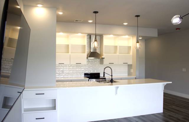 Modern 1-Bedroom Oasis in Bentonville with Abundant Light photos photos