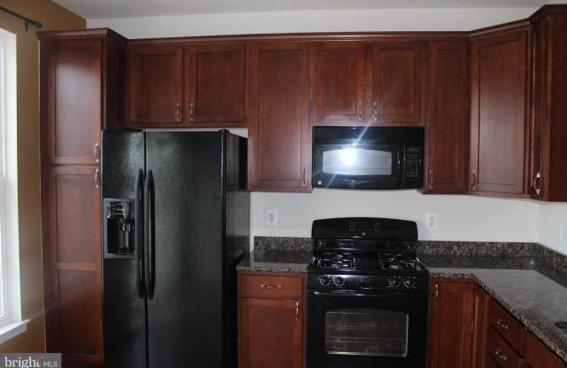 42909 PAMPLIN TERRACE Gallery 3