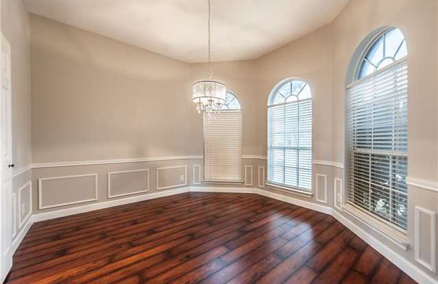 1457 Bobing Drive Gallery 3