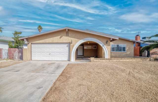 *NO HOA* WITH POOL! MOVE-IN READY 4-BEDROOM HOME! photos photos *NO HOA* WITH POOL! MOVE-IN READY 4-BEDROOM HOME! photos photos