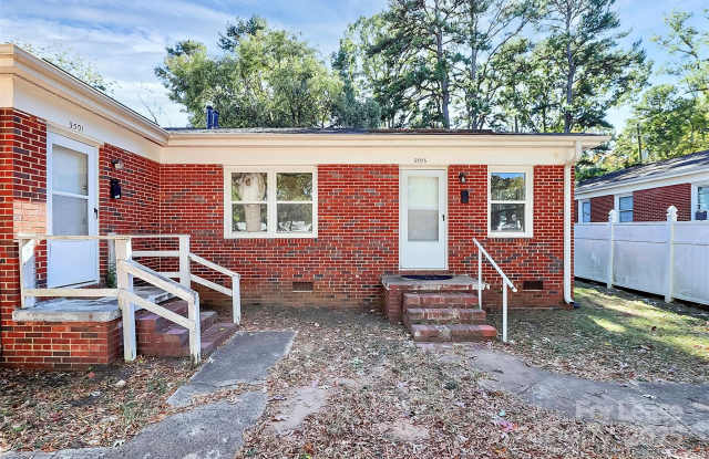 3503 Meredith Avenue photos photos