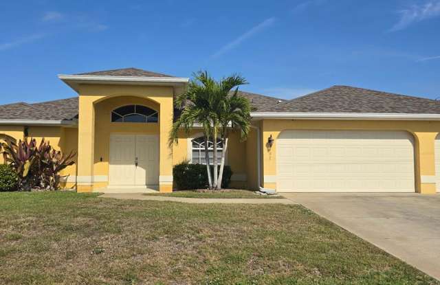 137 SE 16th St - 137 Southeast 16th Street, Cape Coral, FL 33990 137 SE 16th St - 137 Southeast 16th Street, Cape Coral, FL 33990