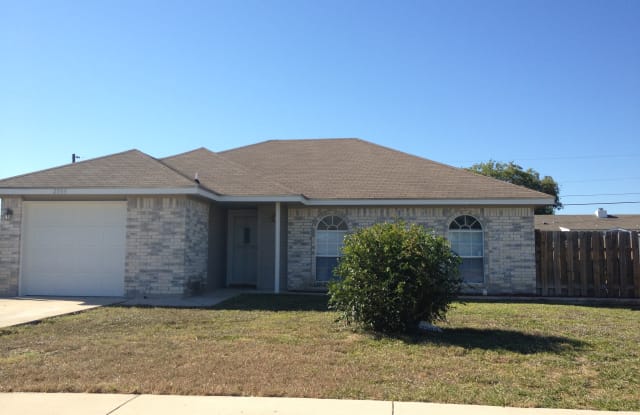 2303 Jerome Dr photos photos