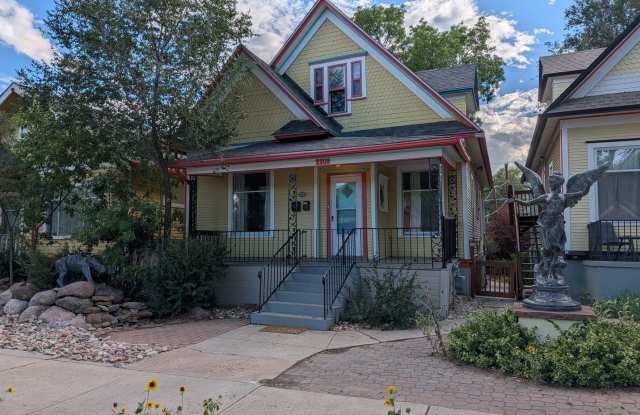 Colorado Ave 2209 W. Gallery 3