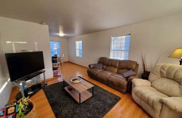 Campus Townhomes photos photos