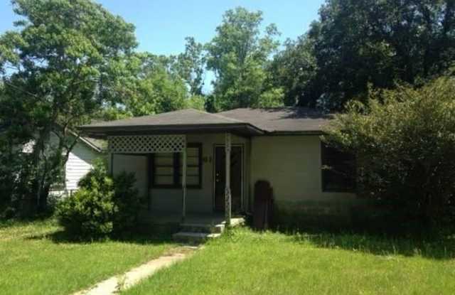 61 11th Avenue - 61 11th Avenue, Chickasaw, AL 36611