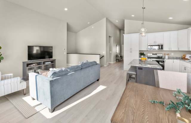 4-bedroom, 3-bathroom West Fargo Single-Family Home w/ 2 Stall Garage Gallery 3