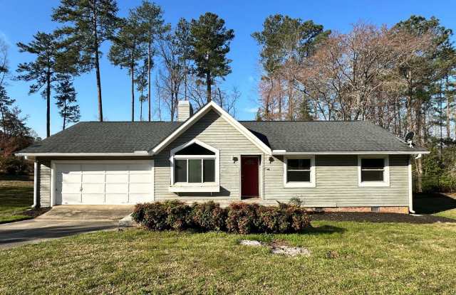 3 Bed/2 Bath in Harlem, GA with Sunroom  Garage photos photos