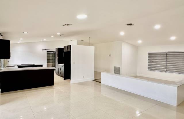 10213 SW 1st Court photos photos