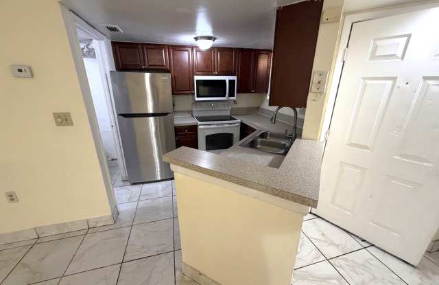 1932 Lake Atriums Circle#67 photos photos