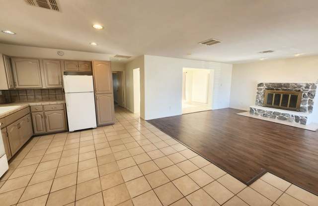 Coming soon 3 bed 2 bath house on the mesa! photos photos