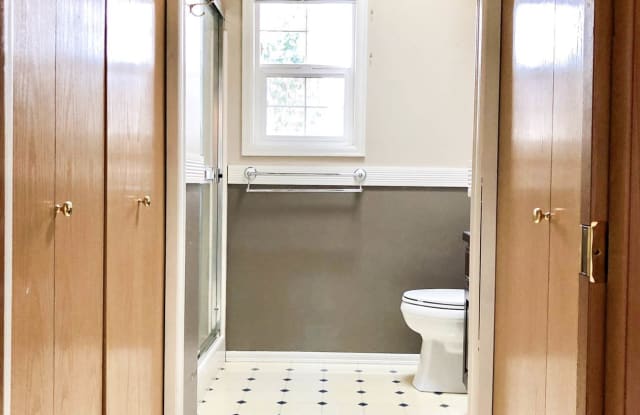 7803 196th St SW - 7803 196th Street Southwest, Edmonds, WA 98026