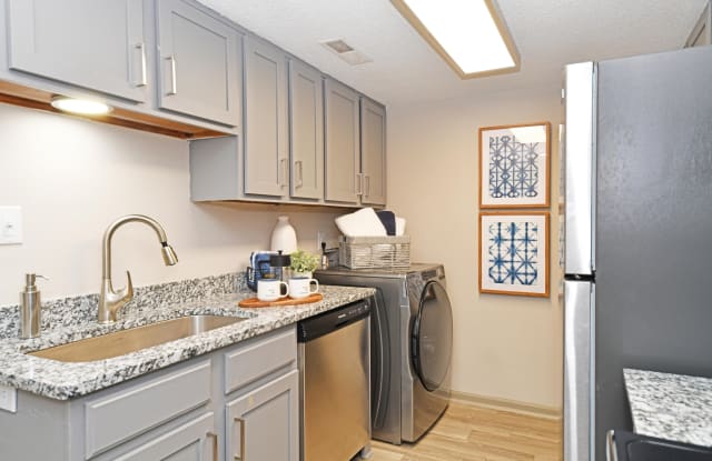 Preston Apartment Homes Gallery 2