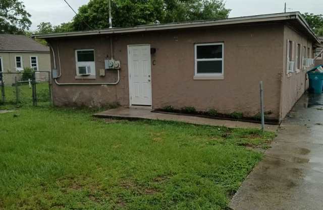 3 Bedroom, 1 Bath for Rent with NO HOA at 902 West Jackson Street Orlando FL 32805 photos photos