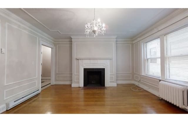 128 Chestnut St - 128 Chestnut Street, Boston, MA 02108