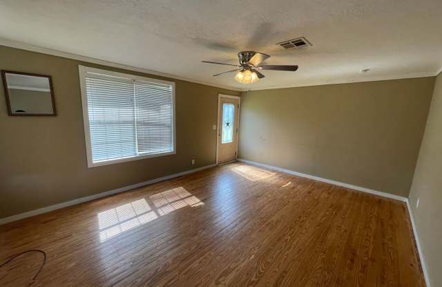 244 Sandi Ln Gallery 2