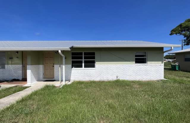 2650 SENECA AVENUE - 2650 Seneca Avenue, Fort Pierce North, FL 34946
