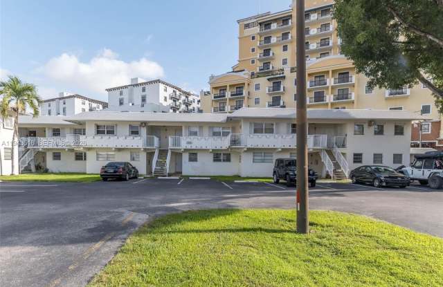 7324 SW 82nd St photos photos