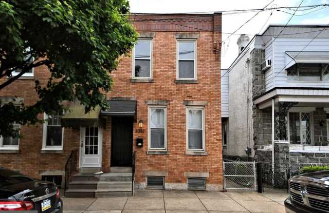 3351 ALMOND STREET photos photos