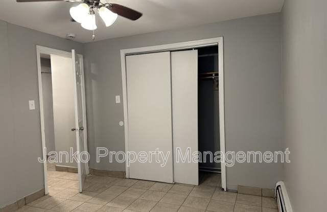 1601 S 58th Ave photos photos