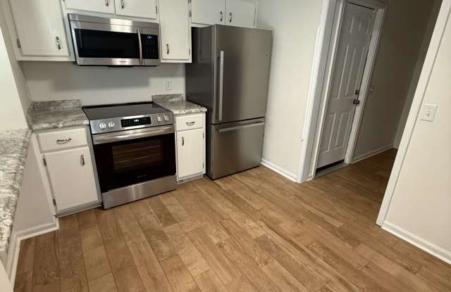 108 Rochelle Court Gallery 2