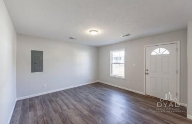 121 Saint George Avenue Gallery 4